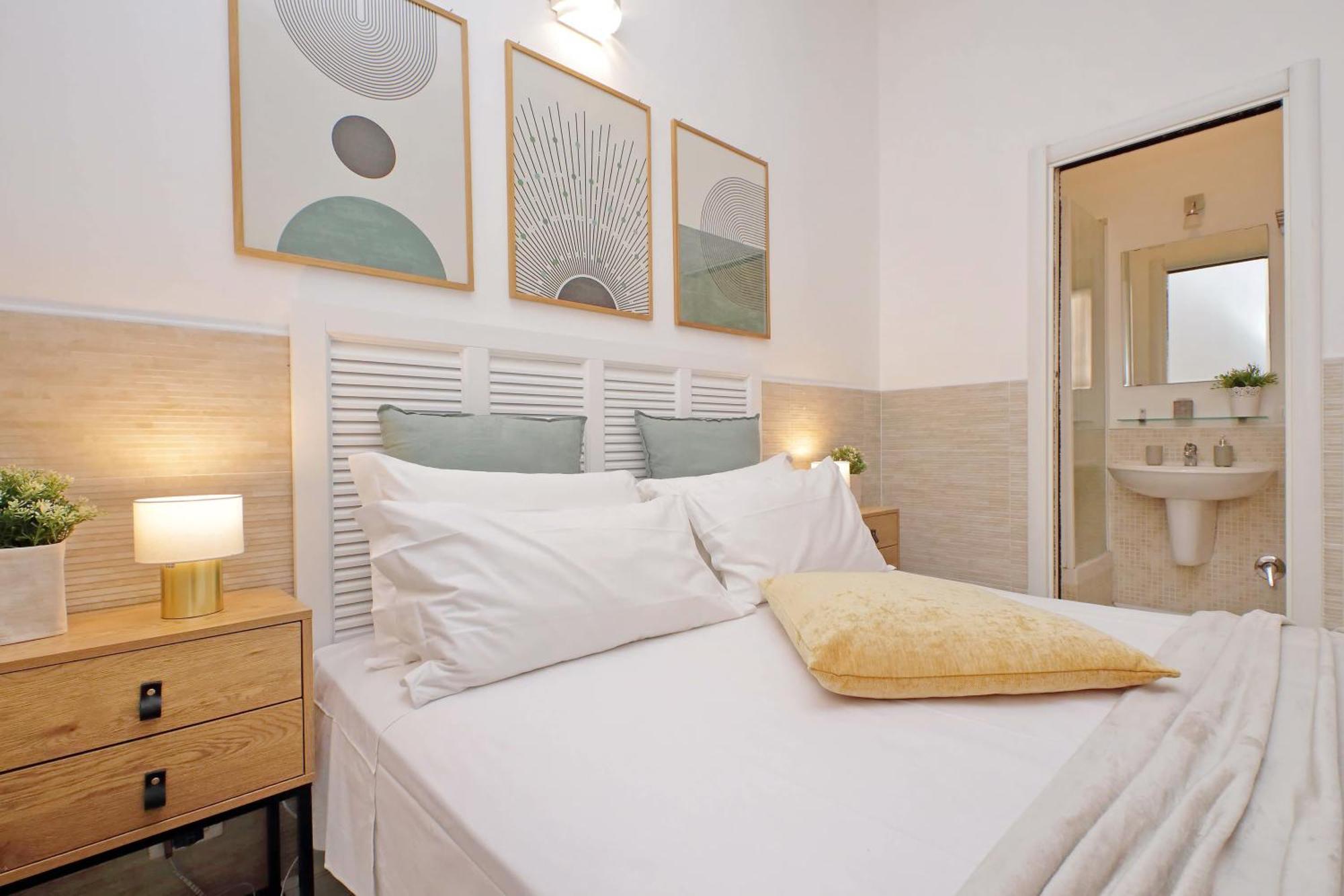 Opera Inn Suites - Rooms And Apartments Rom Exterior foto